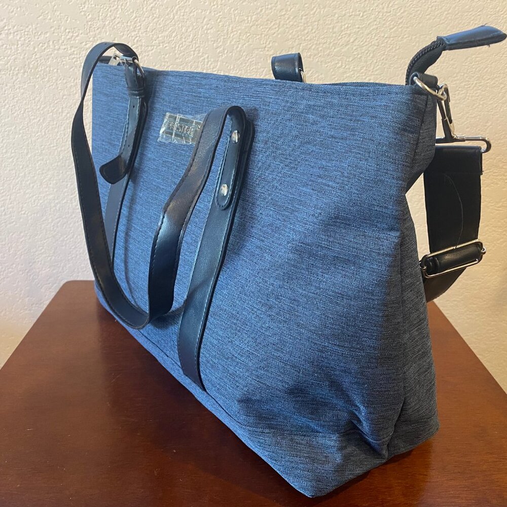 CRG Prestige Blue Messenger Bag - Picture 3 of 4